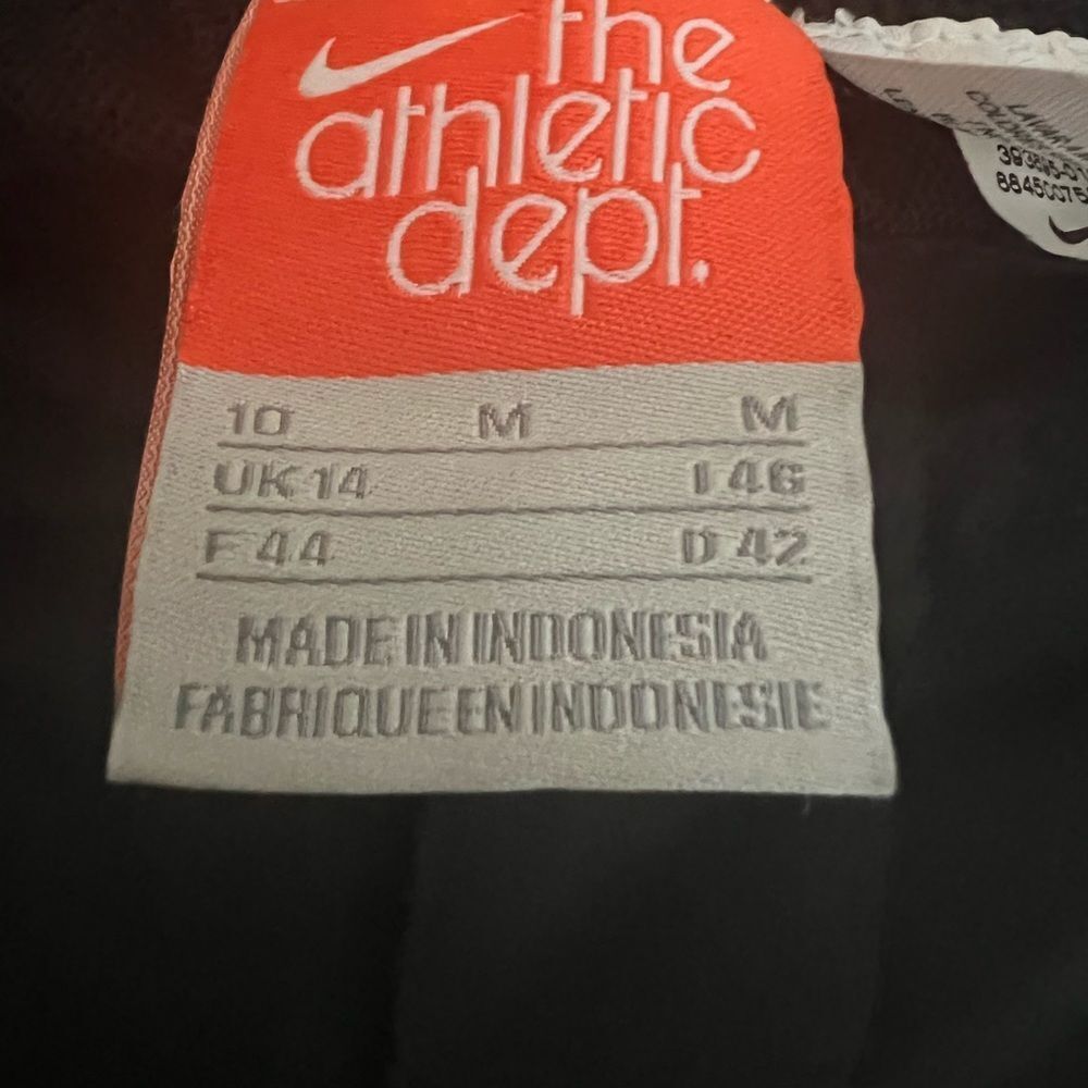 Women’s Nike The Athletic Dept Vtg Soft Performance track Warm Ups Black Sz 10